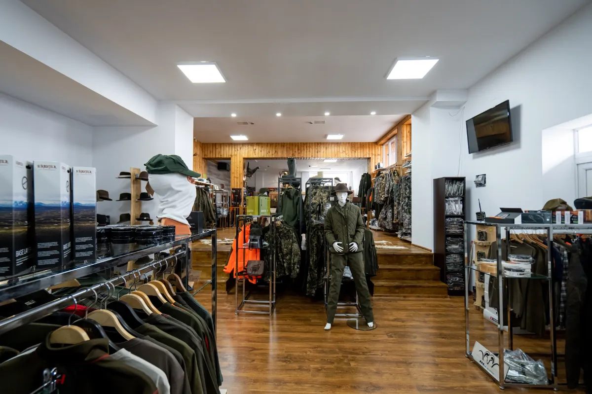 Hunting Store